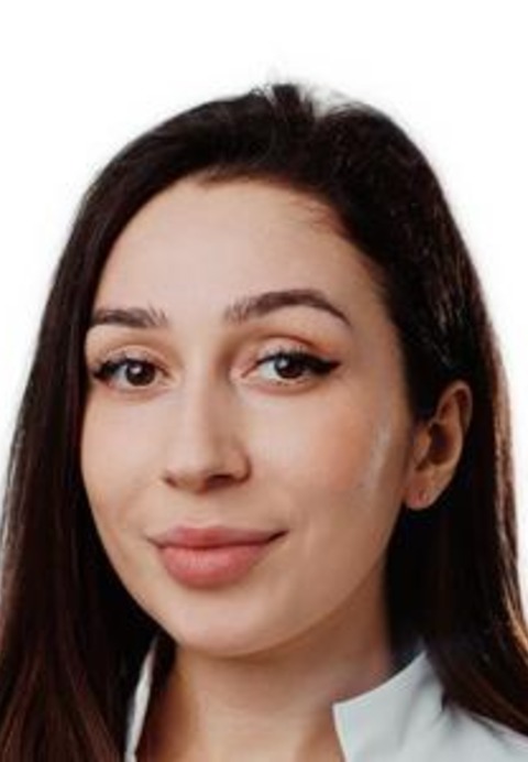 Саакян Арпинэ Аргиштовна
