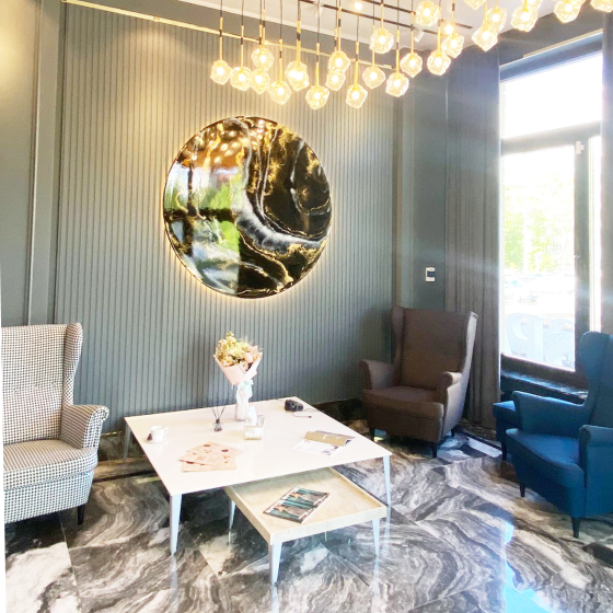 Стоматология Smile Spa на Лейтейзена