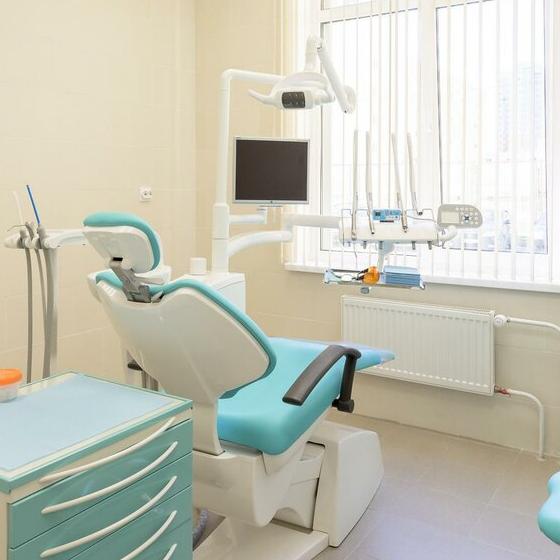 Стоматология Жемчужная улыбка на Искровском