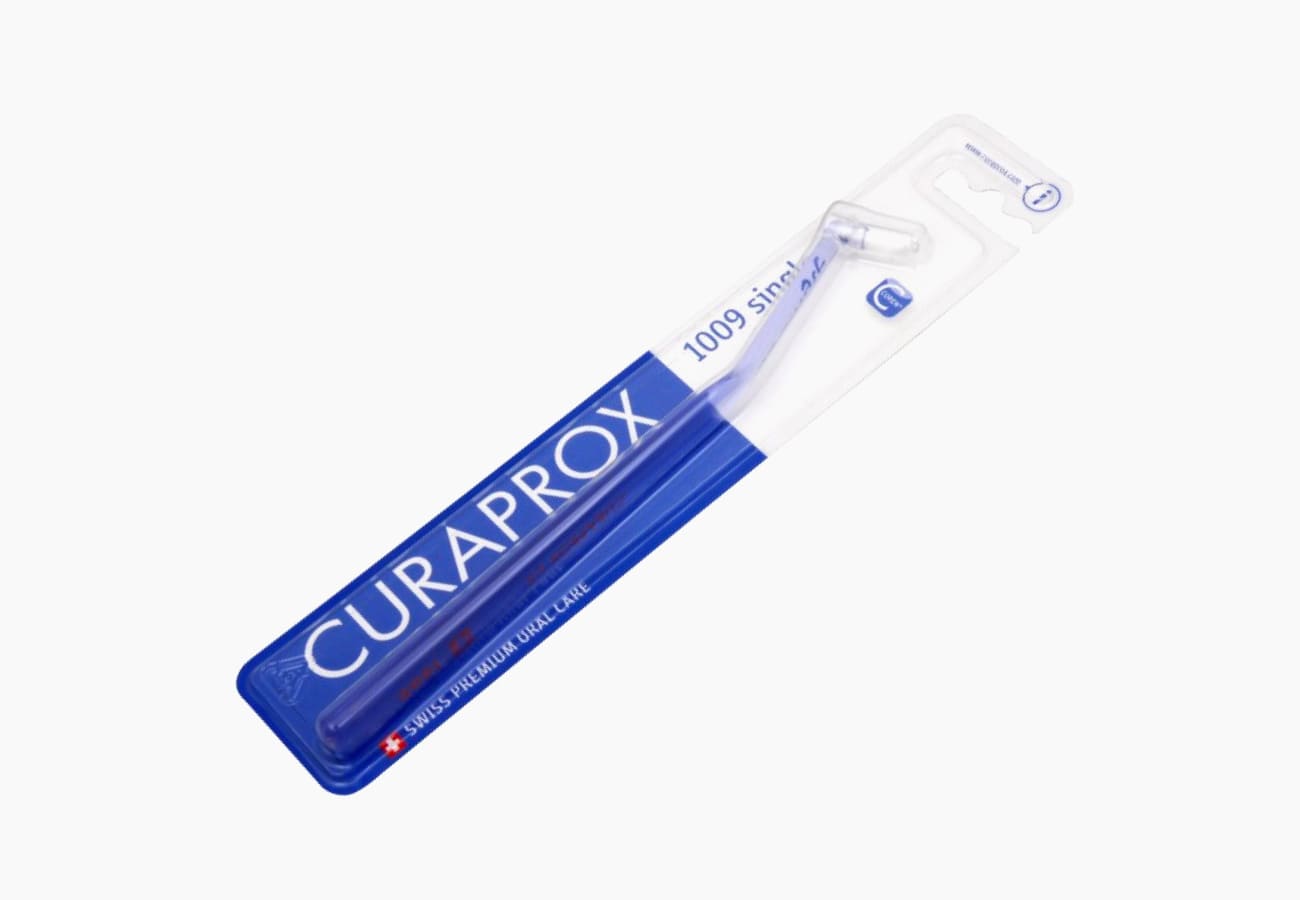 Фото зубной щетки CURAPROX CS 1009 Single & Sulcular