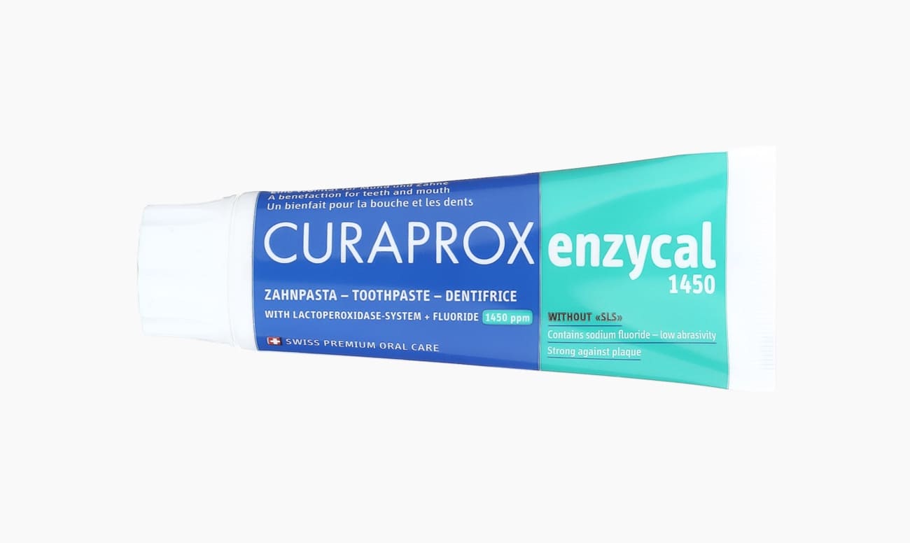 Фото зубной пасты с фтором CURAPROX enzycal 1450