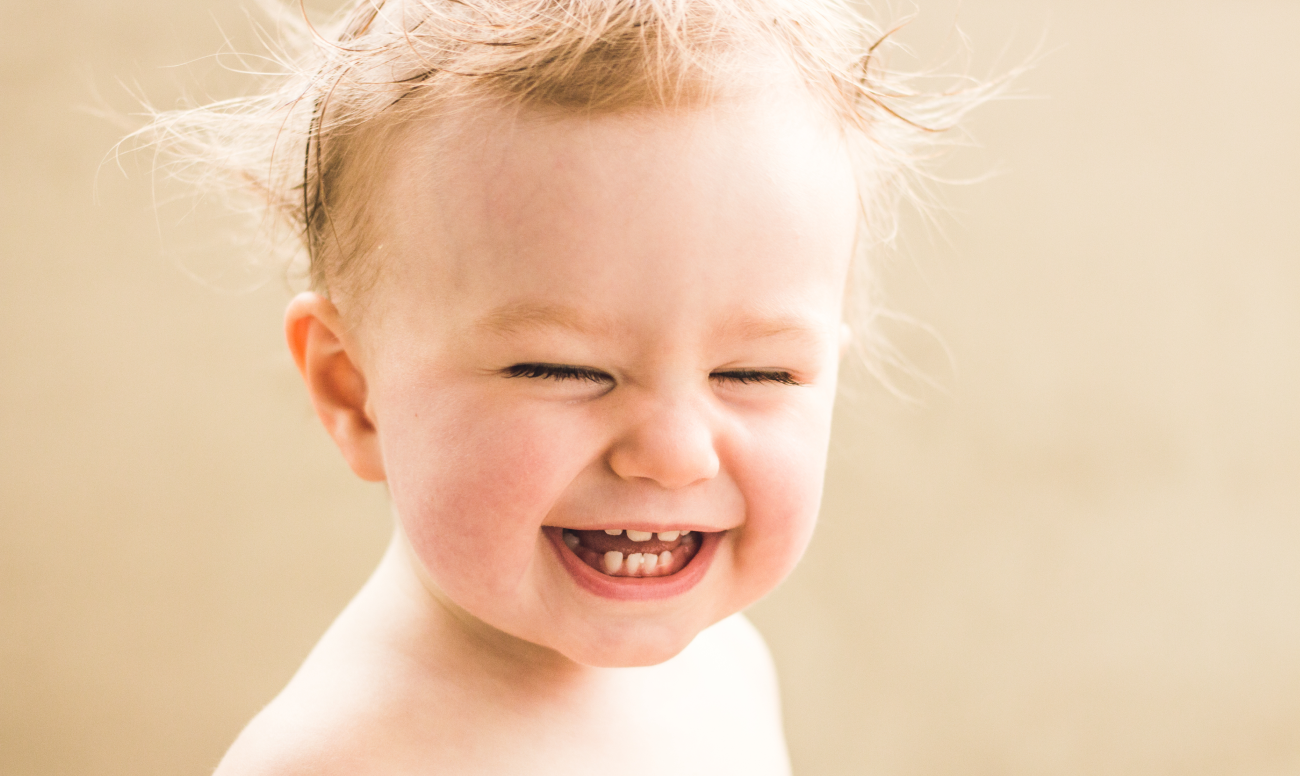 Фото ребенка с молочными зубами