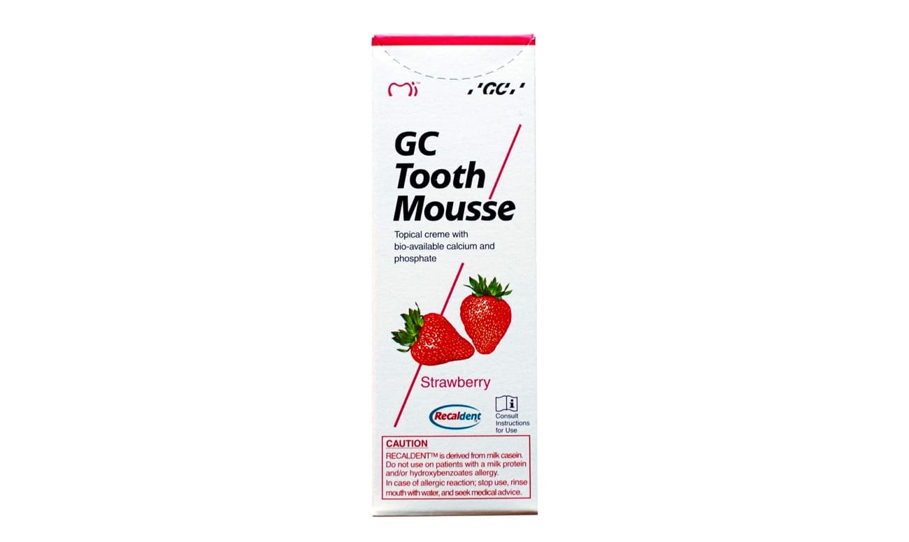 Фото клубничного муса GC Tooth Mousse