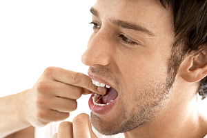 Какую пользу нам приносит зубная нить?