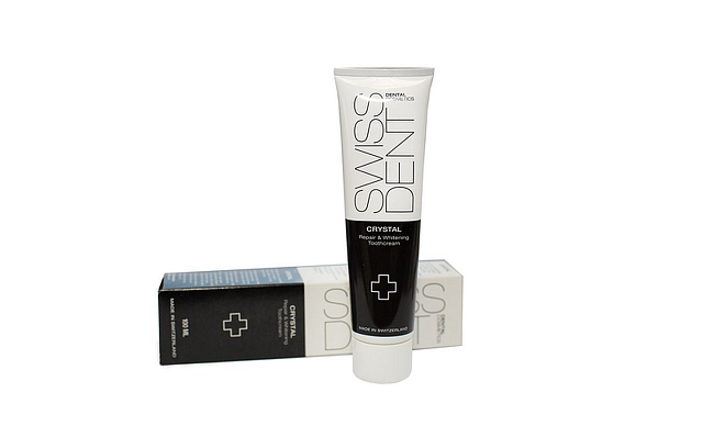 SWISSDENT Crystal с отбеливающим эффектом
