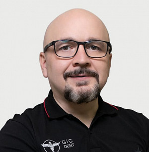 Имплантация передних зубов